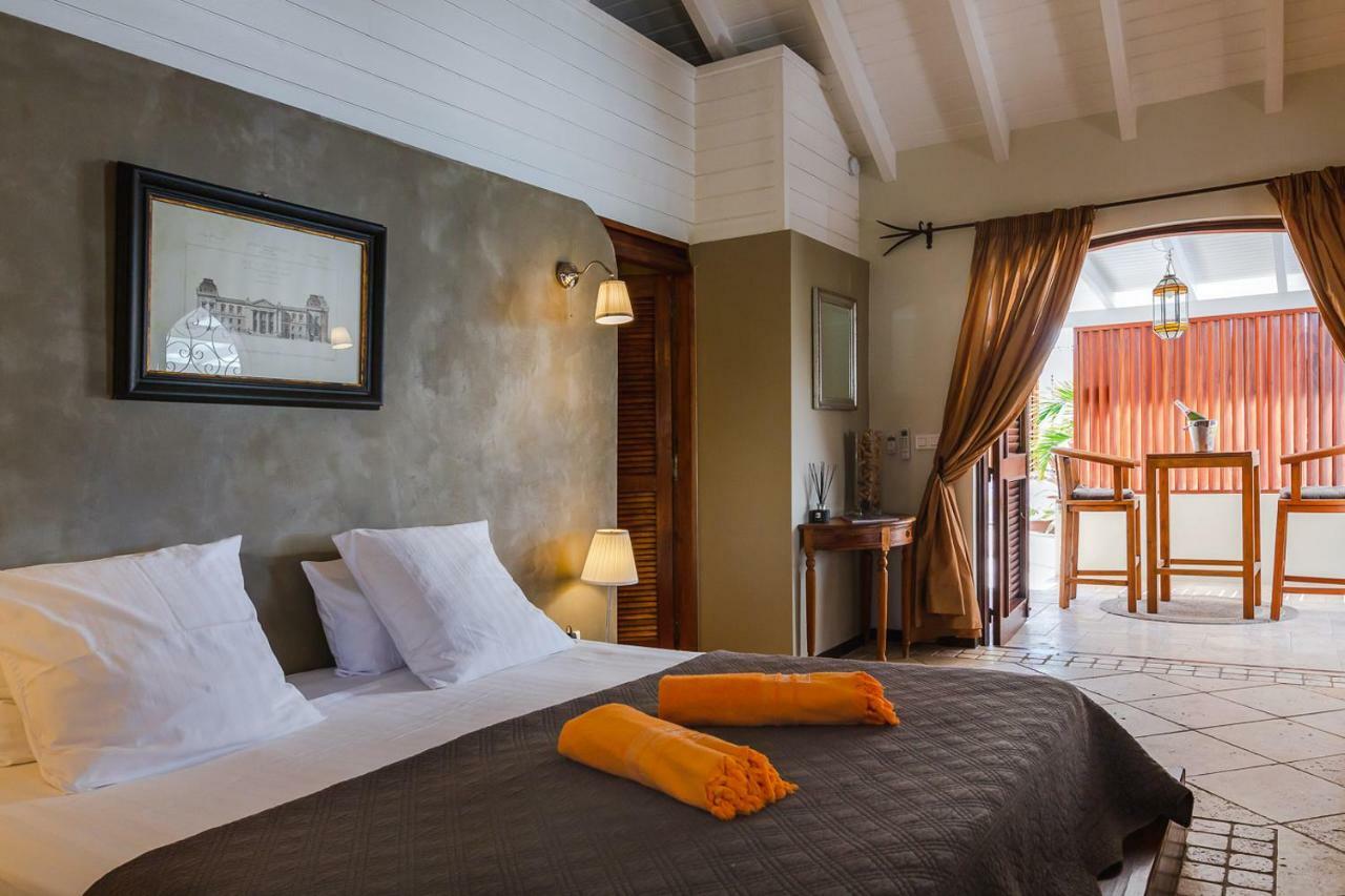 Sol E Luna Hotel Cul de Sac Екстериор снимка